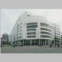 Richard Meier, City Hall and Library, The Hague, The Netherlands, photo on homepages.bluffton.edu.jpg